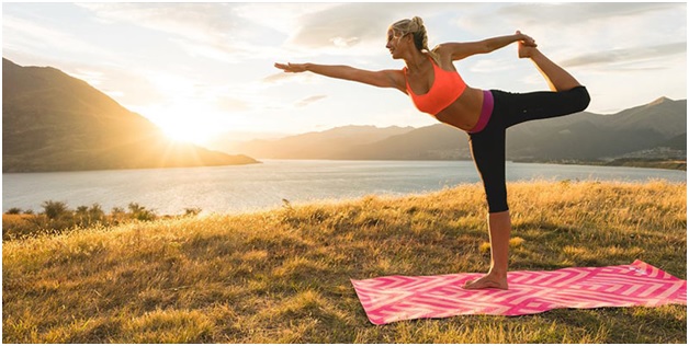 just-how-thick-should-your-yoga-mat-be-yoga-mat-size-guide-beauty